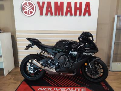 YAMAHA R1 / Noir / 1ère mains/ sc projet