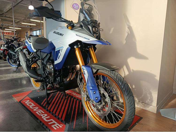 SUZUKI DL V-STROM 800DE / 1ER MAIN / ETAT NEUF