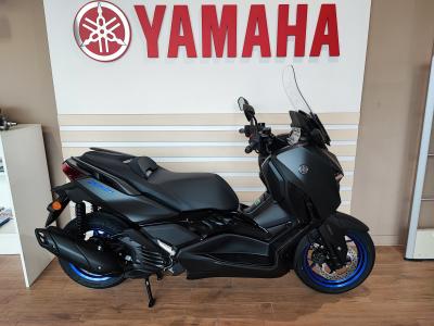 YAMAHA XMAX 125