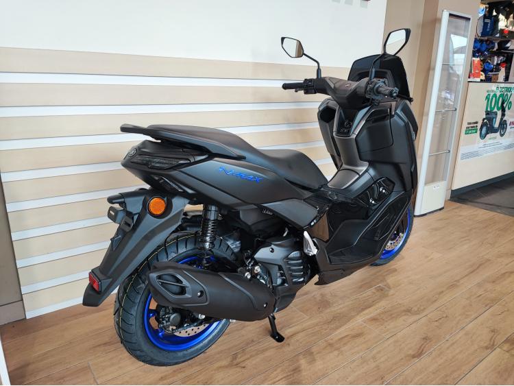 YAMAHA NMAX 125 (25)