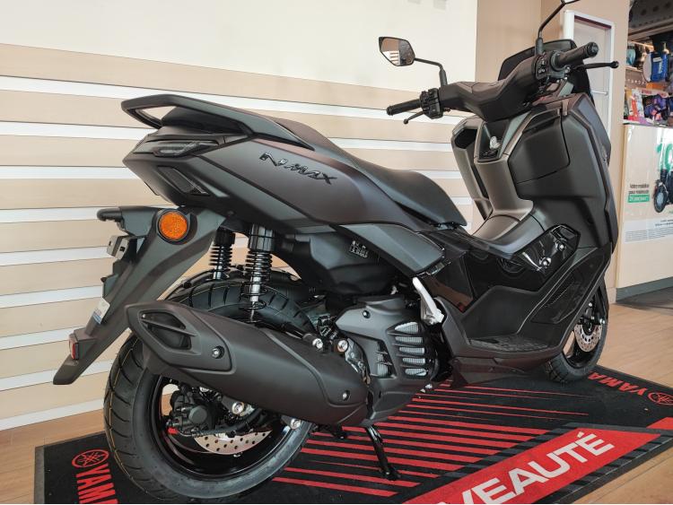 YAMAHA NMAX 125 TECH MAX