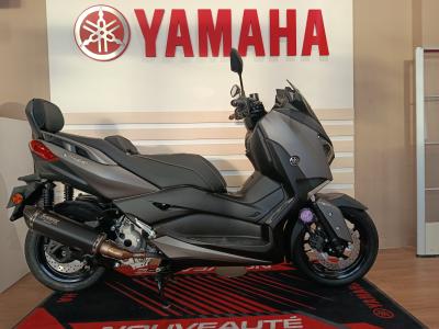 YAMAHA XMAX 300