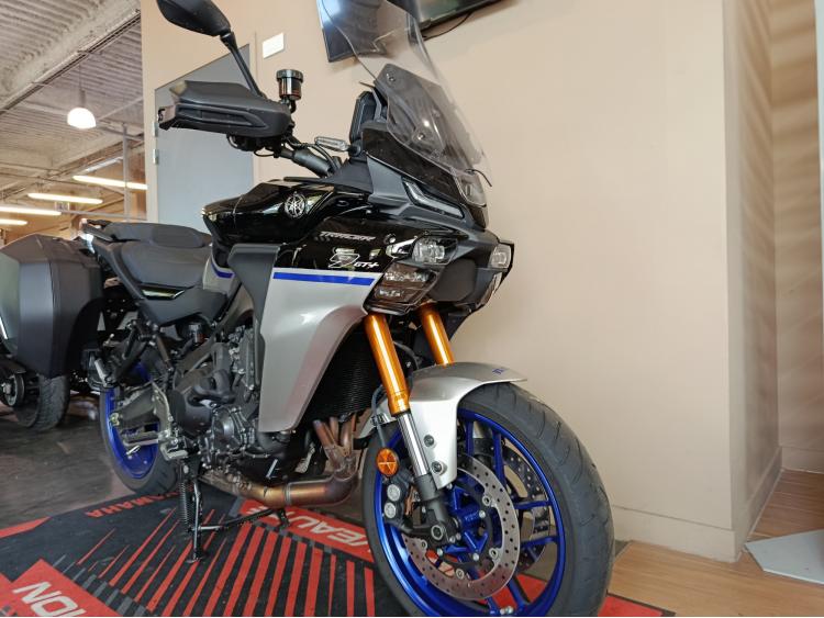 YAMAHA TRACER 9 GT+ Y-AMT / ETAT NEUF  / 1ERE MAIN