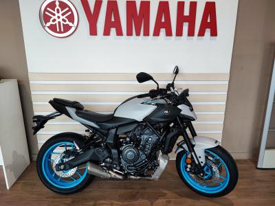 YAMAHA MT-07 (47.5CV)