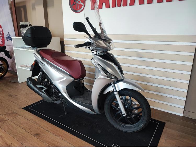 KYMCO NEW PEOPLE S 125/ 6800 KM (68 €/Mois)