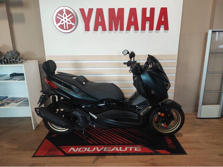 YAMAHA XMAX 125 TECH MAX/ 1ERE MAIN/ DOSSERET