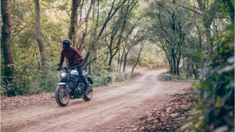 XSR700 Legacy 35 kW (24)